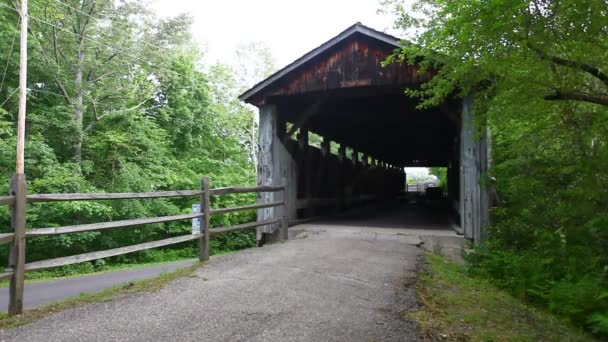 State Line Covered Bridge Ohio Stati Uniti — Video Stock