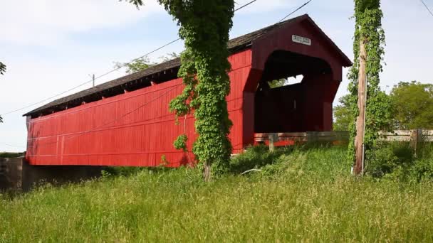 Swartz Covered Bridge Ohio Estados Unidos — Vídeos de Stock