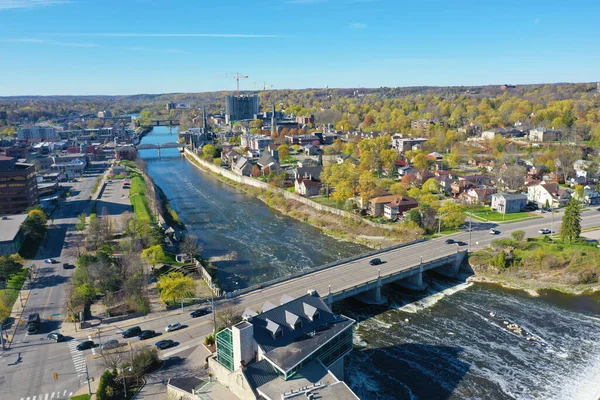 Uma Antena Cidade Cambridge Ontário Canadá Pelo Grand River — Fotografia de Stock