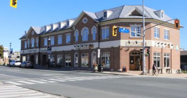 Waterdown, Ontario, Kanada 22 Ekim 2021 Waterdown, Ontario, Kanada 4K 'da işlek sokak manzarası