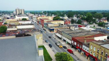 St. Thomas, Ontario, Kanada şehir merkezinin hava görüntüsü.