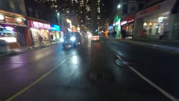 Τορόντο, Οντάριο, Καναδάς Φεβρουαρίου 2015: A νύχτα σημείο της προβολή δίσκου Pov σε μεγάλη πόλη 1 Φεβρουαρίου 2015 στο Τορόντο — Αρχείο Βίντεο