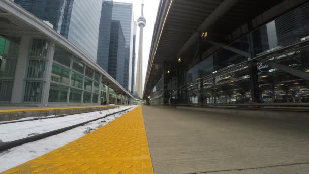 Treinrails op Union Station in Toronto — Stockvideo