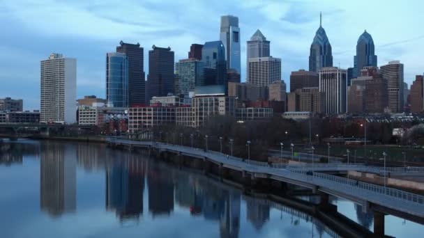 Un timelapse día a noche del centro de Filadelfia — Vídeos de Stock