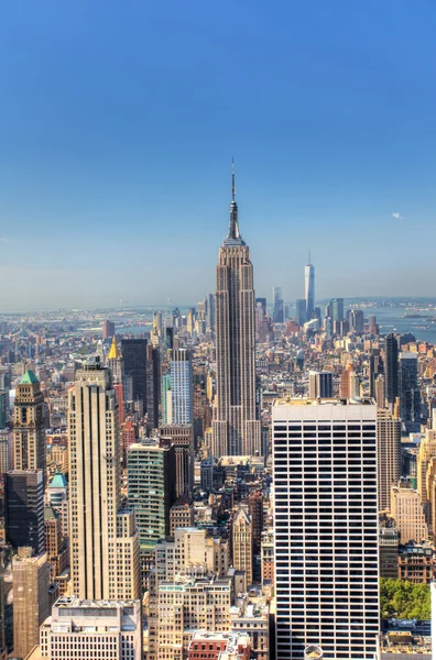 Вертикальні вид Манхеттена хмарочосів — стокове фото