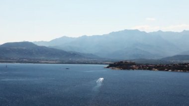 calvi, Korsika yakınındaki kıyı şeridi Timelapse