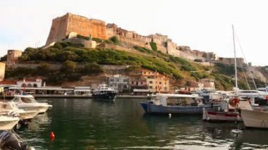 Bonifacio, Korsika limanının bir timelapse