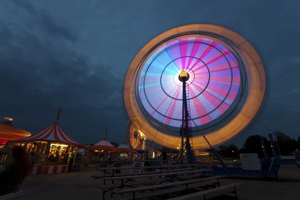 Ferris wheel at the carnival at dark — Stock Photo, Image
