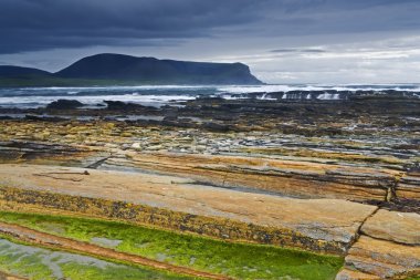 Güzel Warbeth Bay, Orkney fırtına geliyor ile