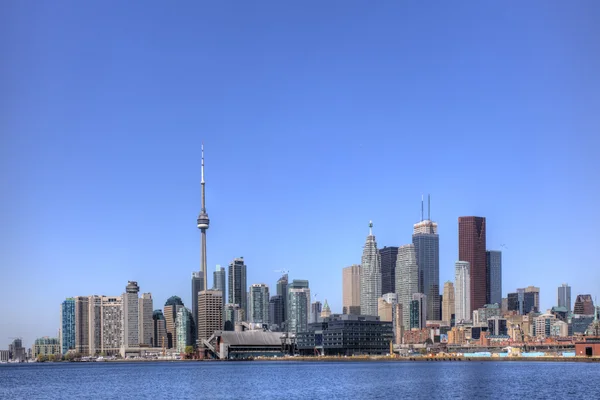 Una vista sullo skyline di Toronto al buio — Foto Stock