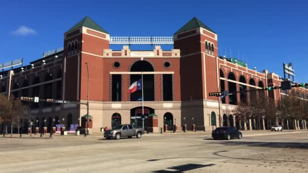 Globe Life Park en Arlington, hogar de los Rangers de Texas de la MLB — Vídeos de Stock