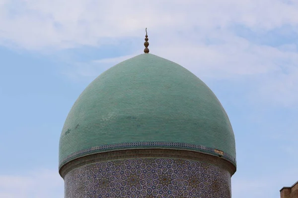 Özbekistan 'da bir caminin kubbesi