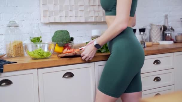 Close Young Attractive Fitness Woman Sportswear Slices Vegetables Wooden Board — Stock Video