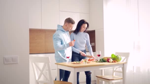 Loving Young Married Couple Husband Wife Cooking Healthy Food Together — Stock Video