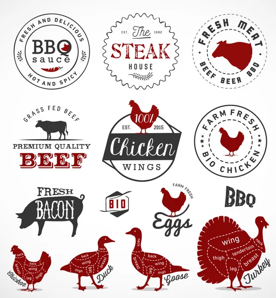 Badges et étiquettes pour grillades, barbecues et steaks de style vintage — Image vectorielle