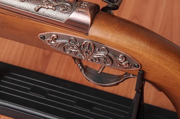 Vintage pistols on wooden background — Stock Photo, Image