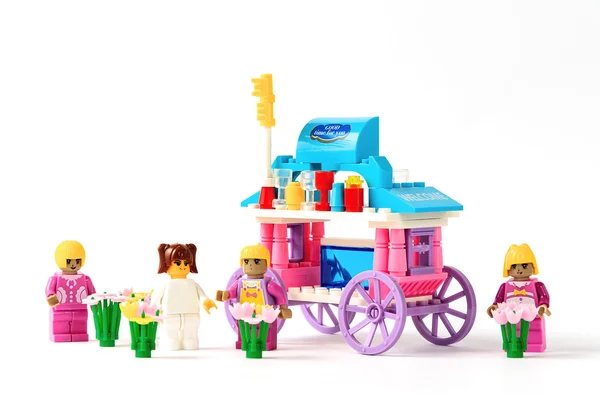Modelo de casa de brinquedo em — Fotografia de Stock
