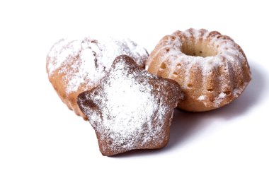 Muffin beyaz zemin üzerine