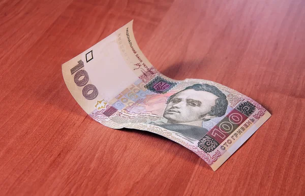 乌克兰的钱。请注意 100 格里夫纳汇率 — 图库照片