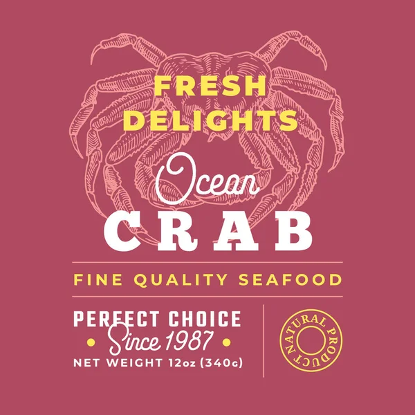 Fresh Seafood Delights Premium Quality Label. Abstrakt Vector Packaging Design Layout. Retro typografie s ohraničením a ručně kreslenými krab siluety pozadí — Stockový vektor