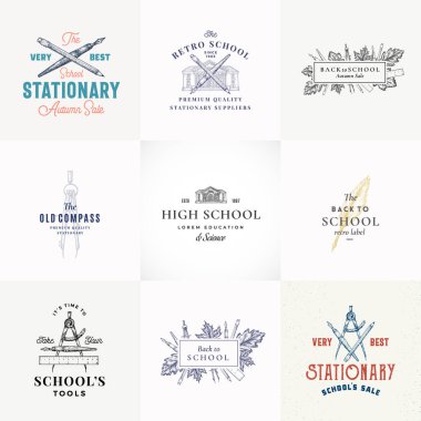 Sonbahar Satışı Soyut Vektör İşareti, Sembol veya Logo Şablonları Ayarlandı. Retro Okul Binası ve Klas Retro Typography ile Sabit Çizimler. Klasik Lüks Eğitim Amblemleri Koleksiyonu.