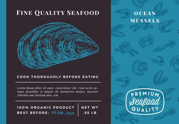 프리미엄 품질 Seafood Abstract Vector Mussel Packaging Design or Label. Modern Typography and Hand Drawn Sketch Seamless Pattern Background Layout of Shrimps, Clams, Scallops, Squids and Crabs — 스톡 벡터