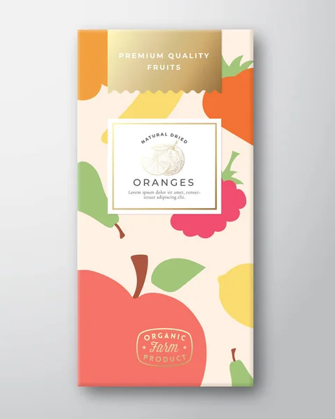 Дизайн упаковки этикеток сухофруктов. Абстрактная бумажная коробка с разноцветным фруктово-ягодным фоном. Современная типография и рисованные апельсины. — стоковый вектор