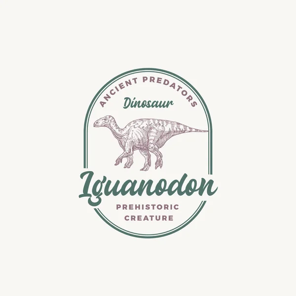 Prähistorische Kreatur Dinosaurier Abstraktes Zeichen, Symbol oder Logo-Vorlage. Handgezeichnetes Iguanodon Reptil mit Retro-Typografie in einem Rahmen. Vektor Emblem Konzept. — Stockvektor