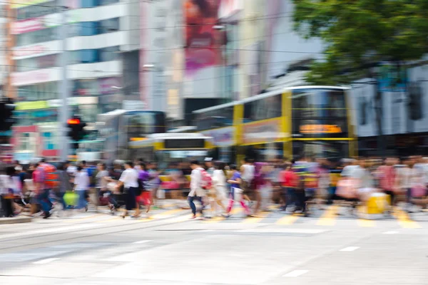 Πεζοί σε επιχειρηματική περιοχή Hong Kong — Φωτογραφία Αρχείου