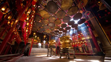 Misty tapınakta dua