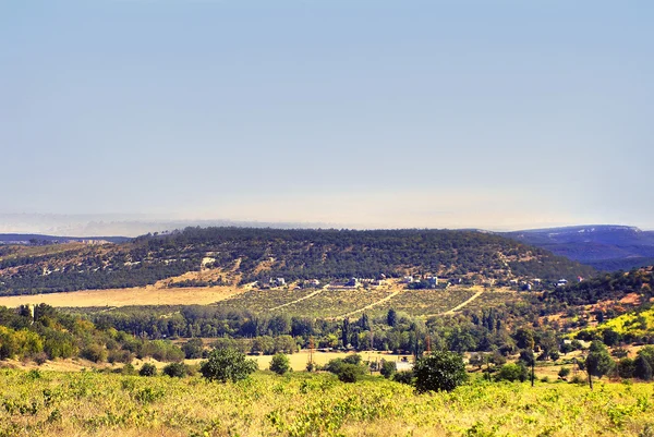 La meseta montañosa en la Crimea central — Foto de Stock