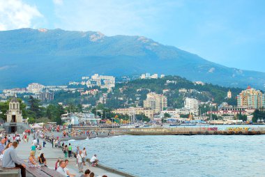 Kırım. Batı tarafında Yalta sahil görünümü