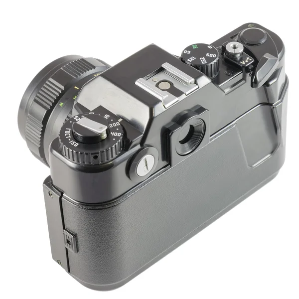 Старая 35-мм SLR камера на белом фоне — стоковое фото