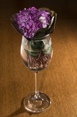 mor çiçekler buket minyatür