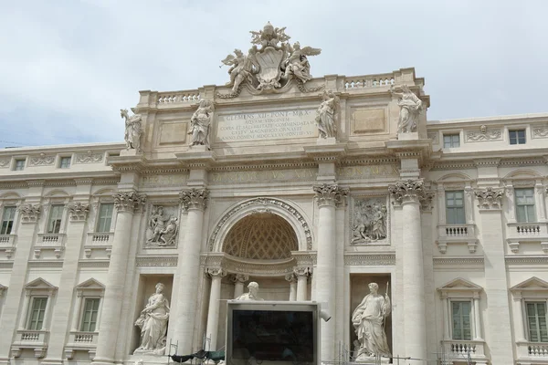 Vista del Palazzo Poli en Roma, Italia . —  Fotos de Stock