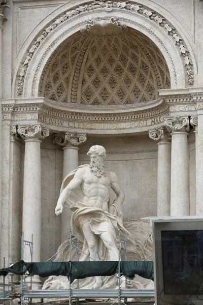 Sculpture the god Oceanus in Trevi Fountain. Rome, Italy — Stock Photo, Image