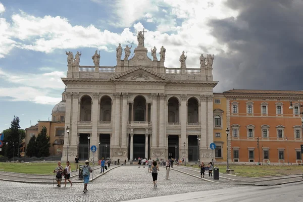 Rome, Italy. Papal Archbasilica of St. John in the Lateran — Stockfoto