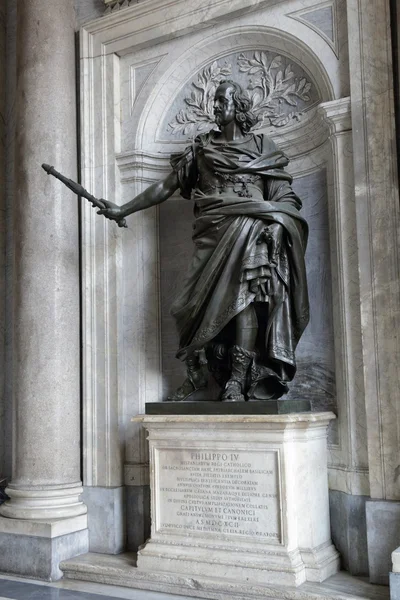 Rome, Italy. Philippo IV statue in Santa Maria Maggiore Church — Stok fotoğraf