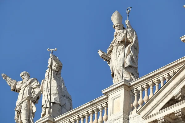 Detail of Papal Archbasilica of St. John Lateran in Rome — Stock Photo, Image