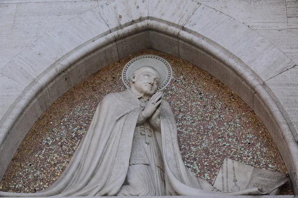 Detail of exterior the Church of St. Alphonsus Liguori — Stock Photo, Image