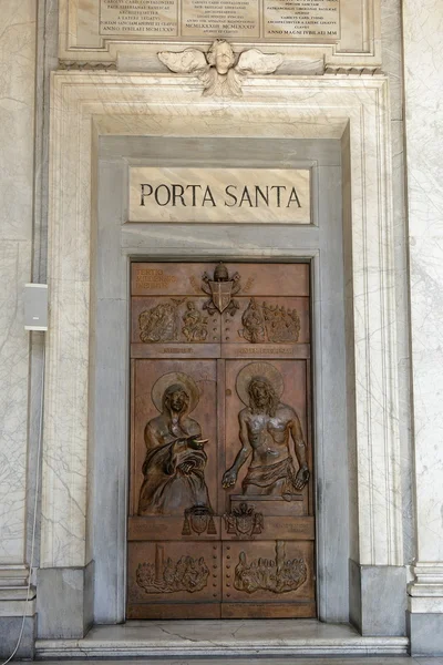 Basilica di Santa Maria Maggiore şehrindeki kutsal Gates. Roma, İtalya.