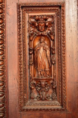 İtalyan Kilisesi eski giriş kapısı detay