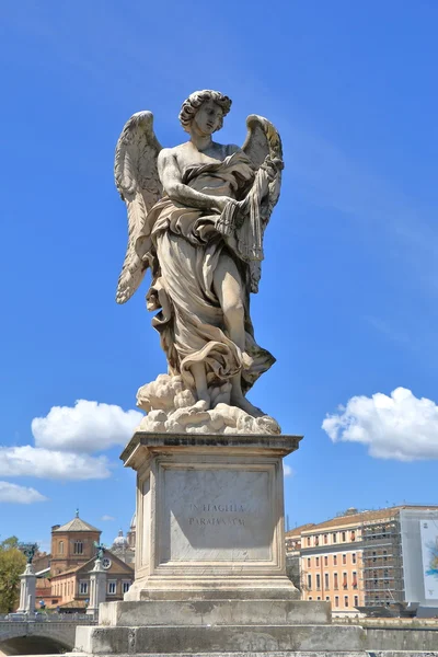 Angelo con le Fruste a Roma, Italia — Foto Stock