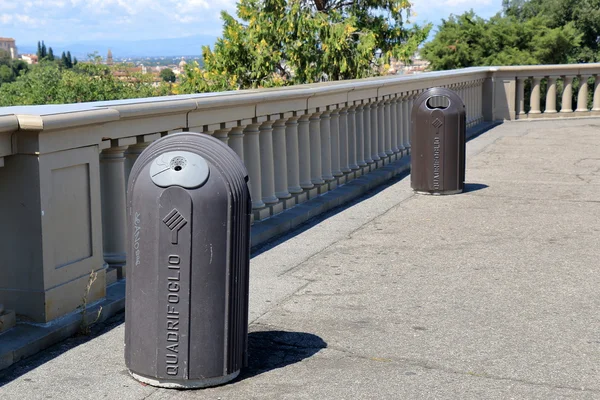 Two cylindrical trash containers in Florence, Italy — Stock Photo, Image