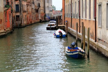 Venedik canal, İtalya bir su Motorlu kayak sandallar