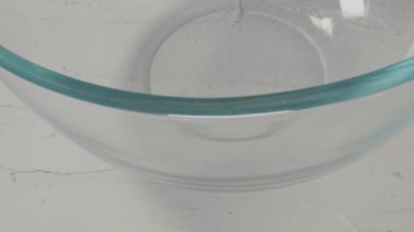 Düzyazı tabağı meyveyle dolu. Meyve tabağı..