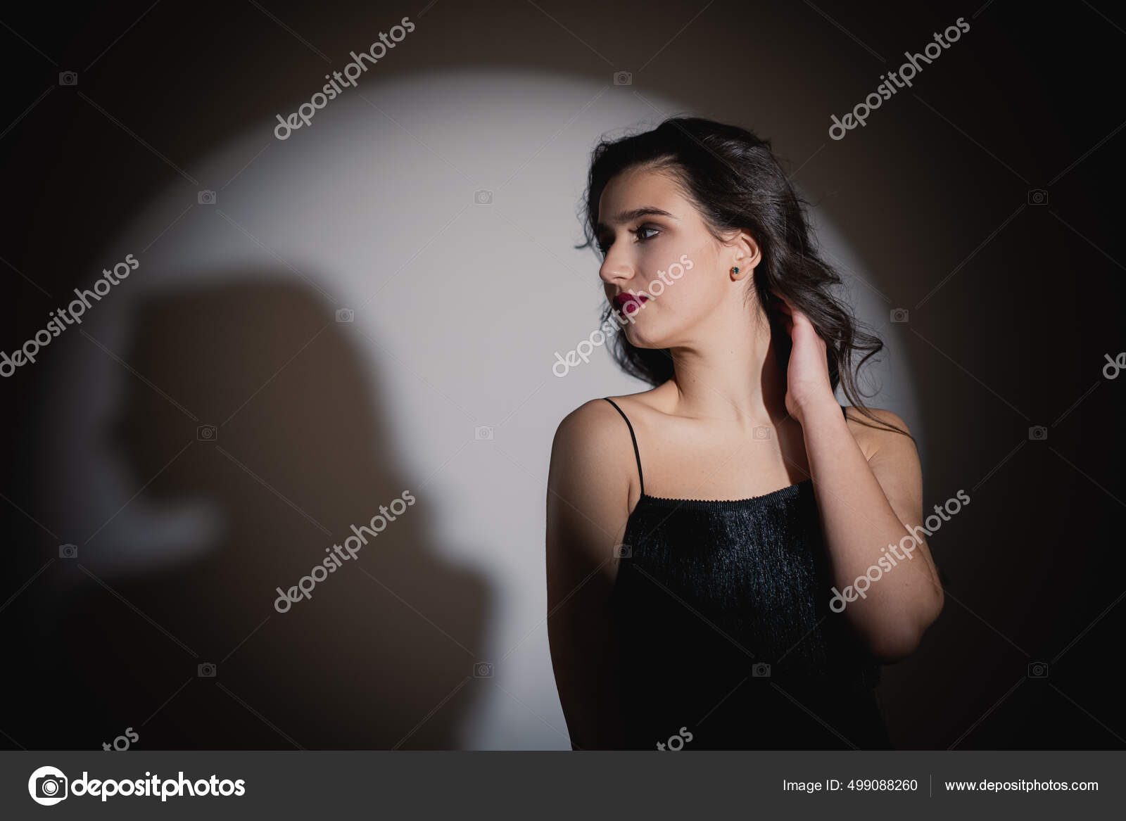Schwarzes Girl Entspannt Sich Mit Ihrem Geliebten Schwarzes Girl Entspannt Sich Mit Ihrem Geliebten