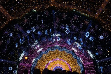 Bir şekilde dekore edilmiş Moskova yeni yıl kutlama