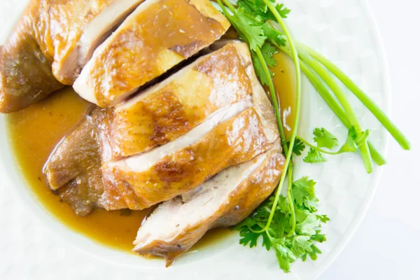 Ayam rebus dengan Saus Ikan dan bawang musim semi — Stok Foto