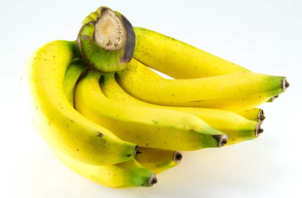 Gäng bananer på vit bakgrund. — Stockfoto